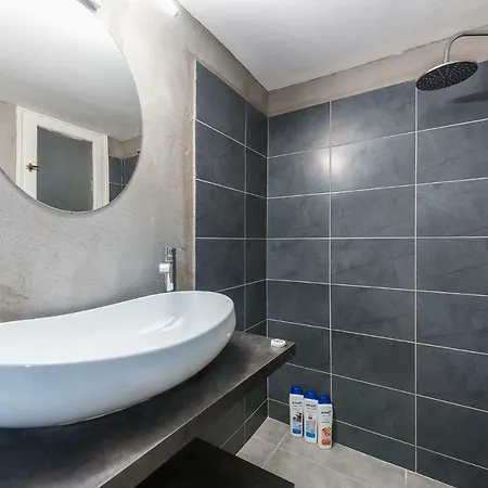 Victoria Black Pearl Apartment Athens